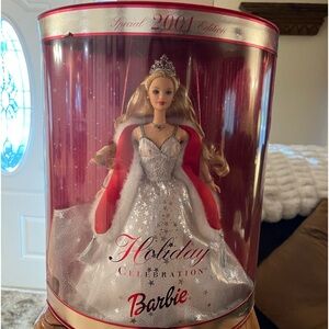 2001 Holiday Barbie
